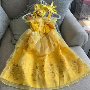 Girls  Belle dress up